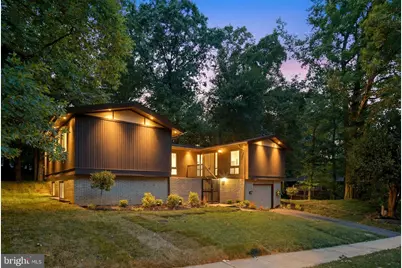 4304 Ann Fitz Hugh Drive, Annandale, VA 22003 - Photo 2