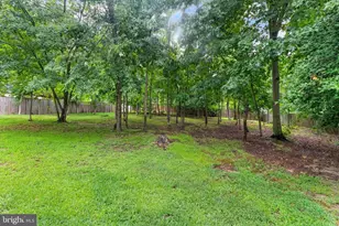 8930 Jameson St, Lorton, VA 22079 - Photo 28