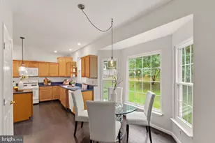 8930 Jameson St, Lorton, VA 22079 - Photo 8