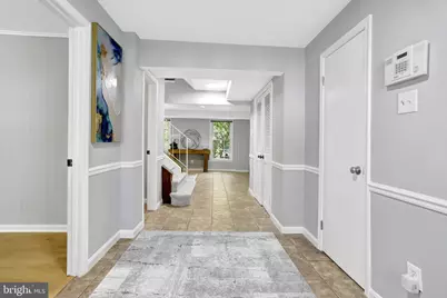 8127 Pinelake Court, Alexandria, VA 22309 - Photo 12