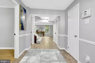 8127 Pinelake Ct, Alexandria, VA 22309 - Photo 12