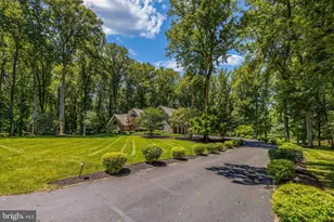 10120 Walker Lake Dr, Great Falls, VA 22066 - Photo 30