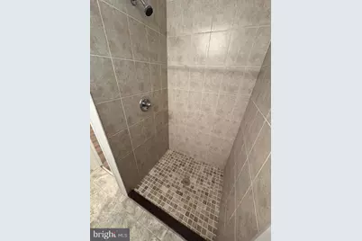 4305 Pleasant Valley Road, Chantilly, VA 20151 - Photo 18