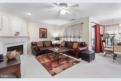 8202 Crossbrook Court #8202C, Lorton, VA 22079 - Photo 6