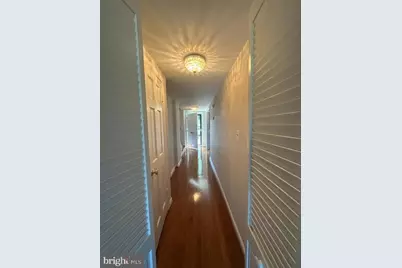 7412 Hallcrest Drive, McLean, VA 22102 - Photo 8