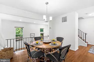 5422 Bromyard Ct, Burke, VA 22015 - Photo 12