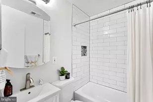 5422 Bromyard Ct, Burke, VA 22015 - Photo 32