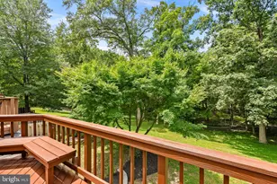 5422 Bromyard Ct, Burke, VA 22015 - Photo 20