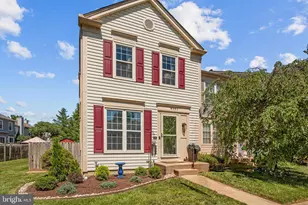 8061 Topper Ct, Alexandria, VA 22315 - Photo 32