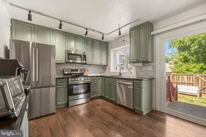 8061 Topper Court, Alexandria, VA 22315 - Photo 4