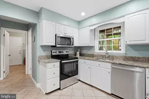 8900 Queen Elizabeth Blvd, Annandale, VA 22003 - Photo 8
