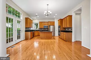9063 Galvin Ln, Lorton, VA 22079 - Photo 8
