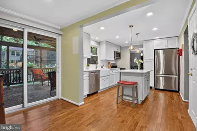 12714 Longleaf Lane, Herndon, VA 20170 - Photo 8