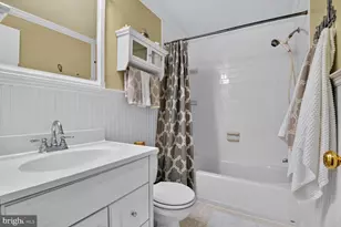 12714 Longleaf Ln, Herndon, VA 20170 - Photo 14