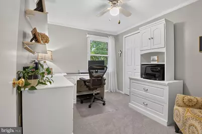 12714 Longleaf Lane, Herndon, VA 20170 - Photo 16