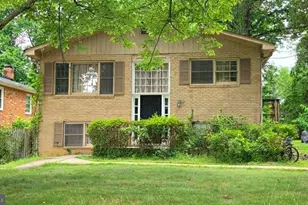 1646 La Salle Ave, McLean, VA 22102 - Photo 1