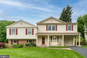12601 Bayou Dr, Herndon, VA 20170 - Photo 14
