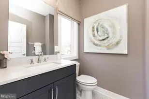 11585 Patriotic Ln, Reston, VA 20190 - Photo 28
