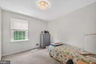 8815 Newport Ct, Springfield, VA 22153 - Photo 24