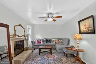 8815 Newport Ct, Springfield, VA 22153 - Photo 8