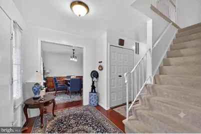 8815 Newport Court, Springfield, VA 22153 - Photo 4