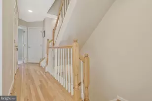 8847 Ashgrove House Ln, Vienna, VA 22182 - Photo 24