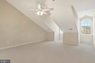 8847 Ashgrove House Ln, Vienna, VA 22182 - Photo 32