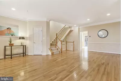 8847 Ashgrove House Lane, Vienna, VA 22182 - Photo 6