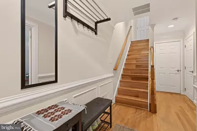 8814 Hunting Lodge Court, Vienna, VA 22182 - Photo 6