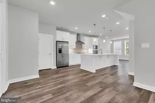 13041 Hattontown Square, Herndon, VA 20171 - Photo 18