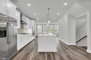 13041 Hattontown Square, Herndon, VA 20171 - Photo 10