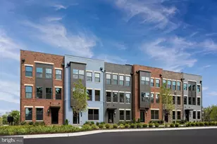 13041 Hattontown Square, Herndon, VA 20171 - Photo 1