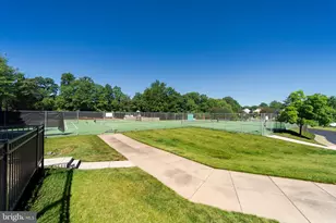 5718 Croatan Ct, Centreville, VA 20120 - Photo 54