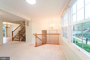 5718 Croatan Ct, Centreville, VA 20120 - Photo 8