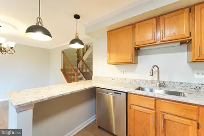 5718 Croatan Court, Centreville, VA 20120 - Photo 14