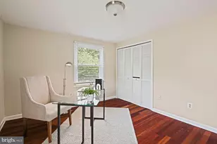 12840 Point Pleasant Dr, Fairfax, VA 22033 - Photo 30