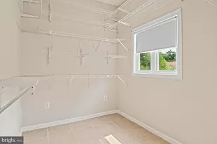 12840 Point Pleasant Dr, Fairfax, VA 22033 - Photo 28