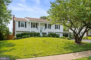 12840 Point Pleasant Dr, Fairfax, VA 22033 - Photo 2