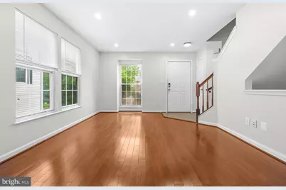 6109 Beddingfield Court, Centreville, VA 20121 - Photo 8