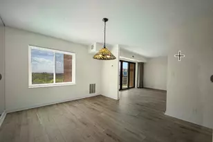 8360 Greensboro Dr, McLean, VA 22102 - Photo 10