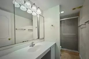 8360 Greensboro Dr, McLean, VA 22102 - Photo 16