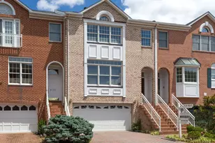 8104 Madrillon Ct, Vienna, VA 22182 - Photo 2