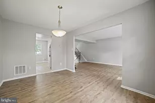 9328 Humphries Dr, Burke, VA 22015 - Photo 4