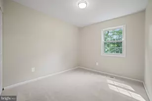 9328 Humphries Dr, Burke, VA 22015 - Photo 10