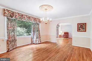 12104 Vale Rd, Oakton, VA 22124 - Photo 18
