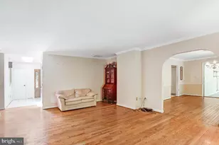 12104 Vale Rd, Oakton, VA 22124 - Photo 16
