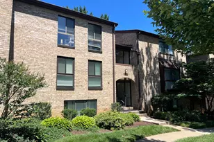 2060 Royal Fern Ct, Reston, VA 20191 - Photo 1