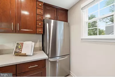 7002 Lee Park Court, Falls Church, VA 22042 - Photo 10
