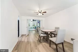 11621 Sourwood Ln, Reston, VA 20191 - Photo 20