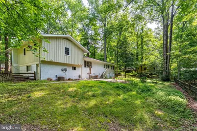 11621 Sourwood Lane, Reston, VA 20191 - Photo 8